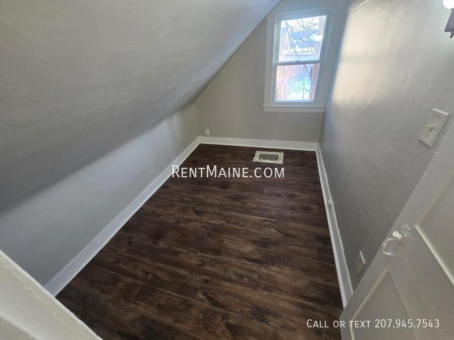 Building Photo - 269 1/2 French St