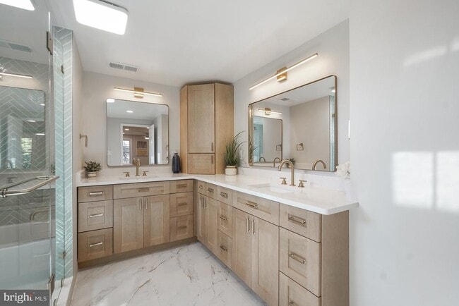 Building Photo - 12301 Espalier Pl