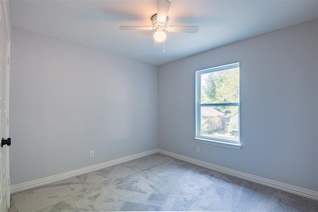 Building Photo - 2318 Bennington Dr