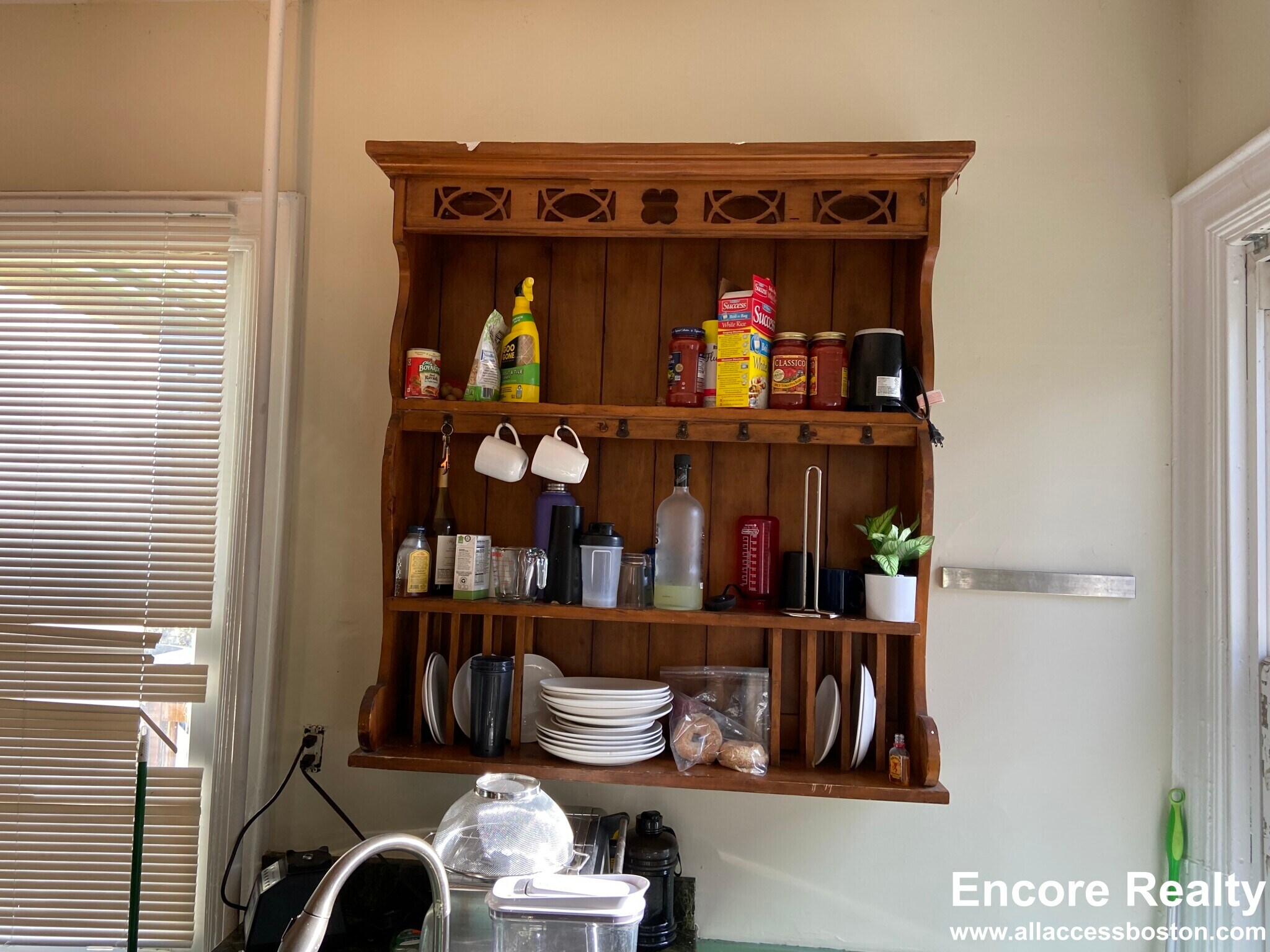 Building Photo - 45 Cherokee St