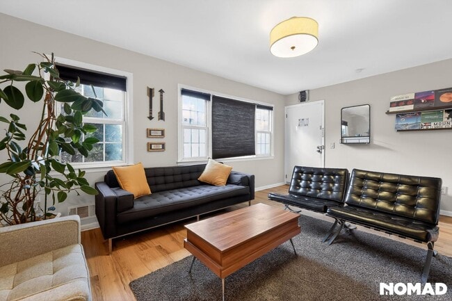 Building Photo - Charming 2BR Apartment in Metuchen