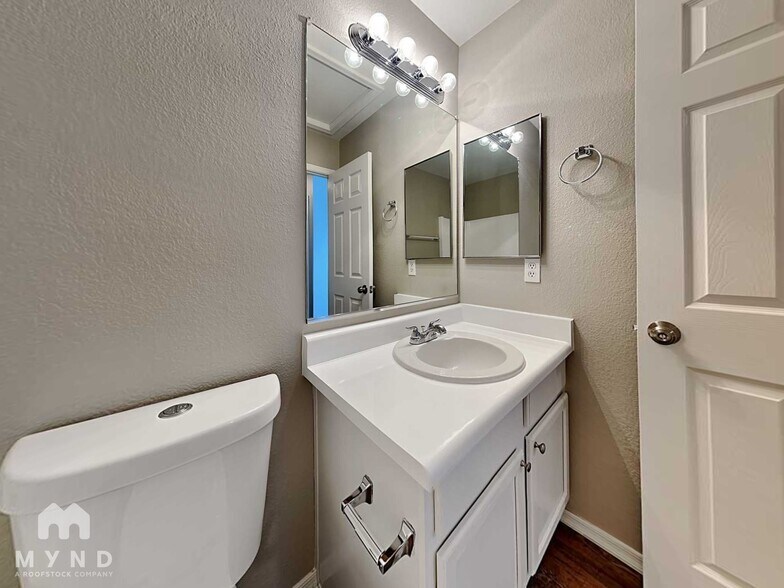 Building Photo - 3517 S Bowman Rd