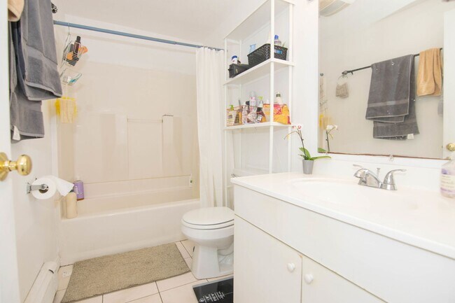 Building Photo - Allston 3 Bed – Heat Included – Deck/Porch – Prime Location – 9/1
