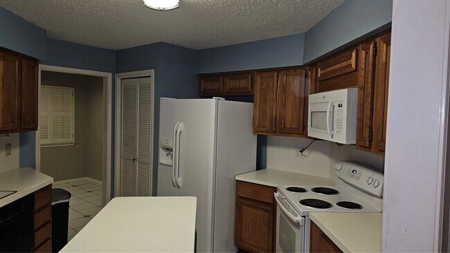 Building Photo - Duncaster Drive, Missouri City, TX 77459 - 3 BR 2.5 BA single-family home
