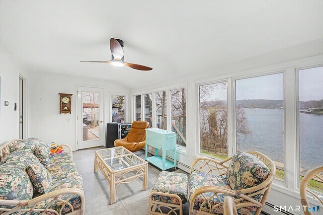 Building Photo - 14 Shore Rd