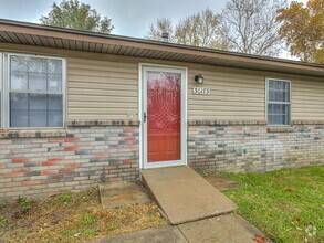 Building Photo - Adorable 4 bedroom home in the heart of Co...