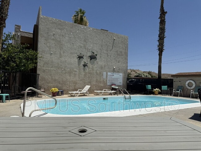 Building Photo - 1280 Mohave Dr