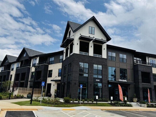 Building Photo - 2648 Sandy Plains Rd