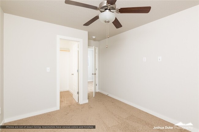 Building Photo - 1636 N Golf Club Dr