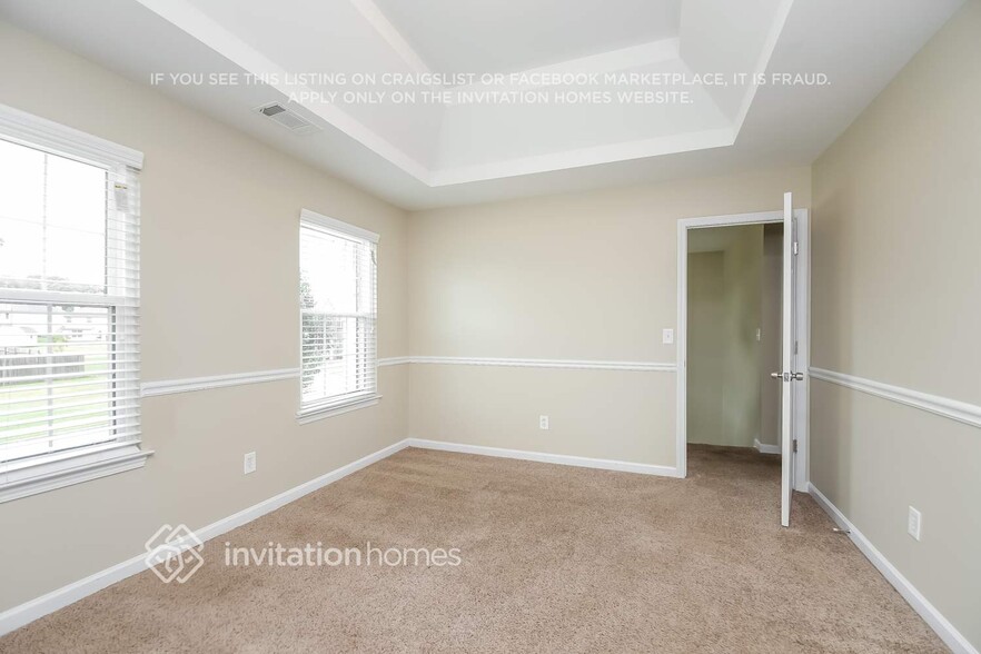 Building Photo - 4171 Defoors Farm Dr