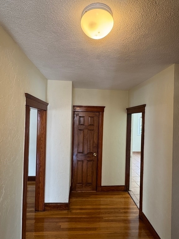 Building Photo - 10 Laurel Terrace