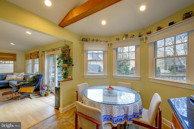 Building Photo - 4504 Highland Ave