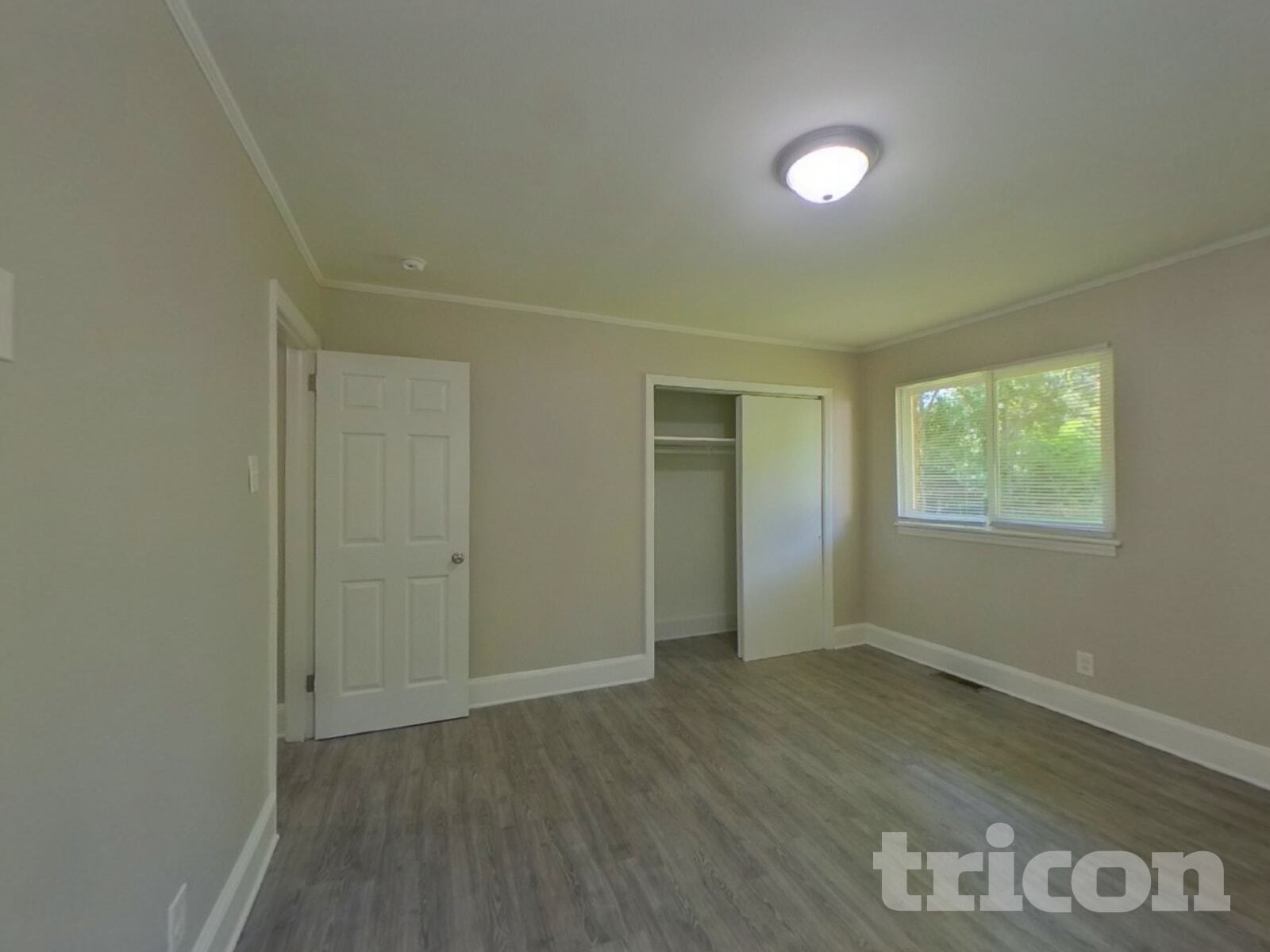 Building Photo - 5530 Wedgewood Dr