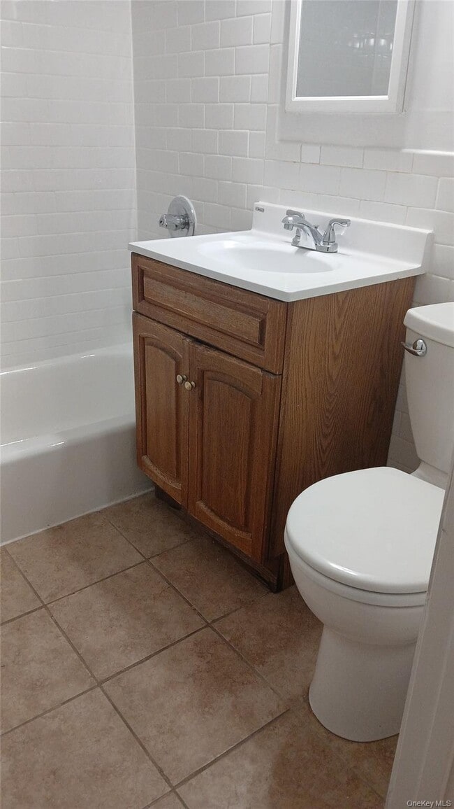 Building Photo - 120-21-101 101st Ave