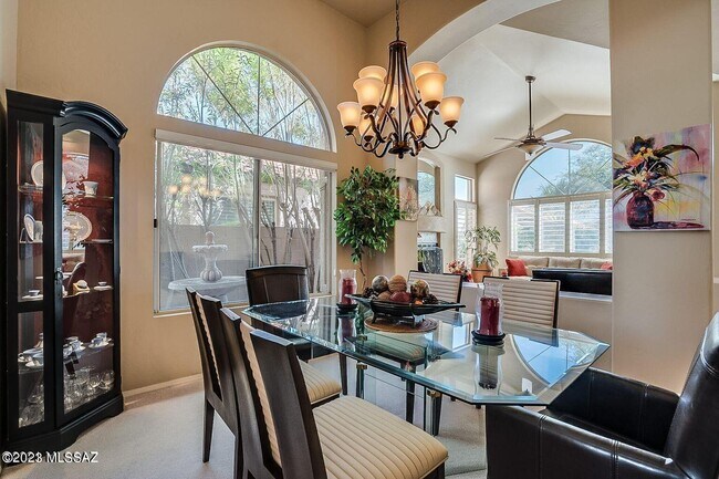 Building Photo - 10769 N Eagle Eye Pl