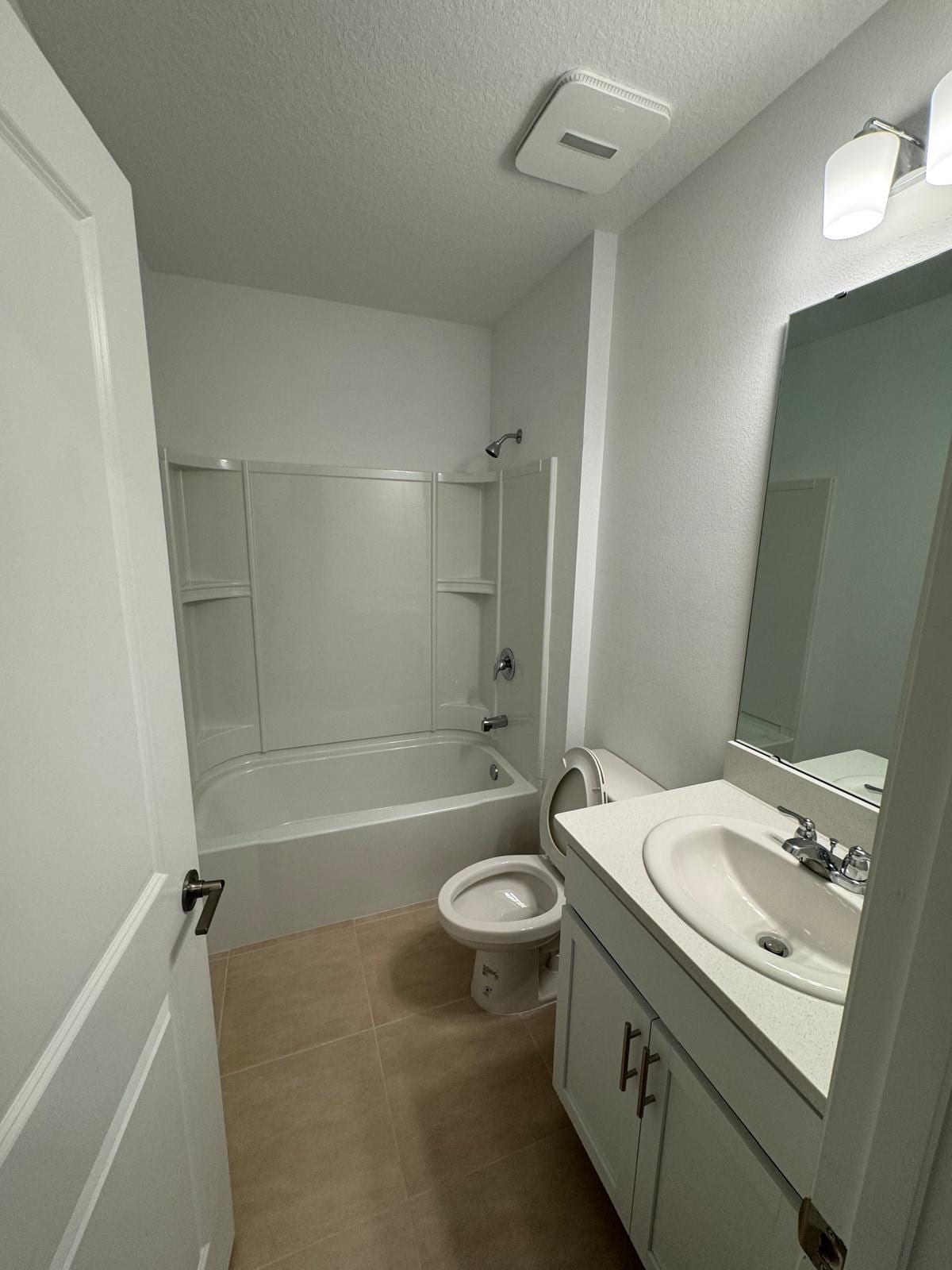Building Photo - 72 Citrine Loop