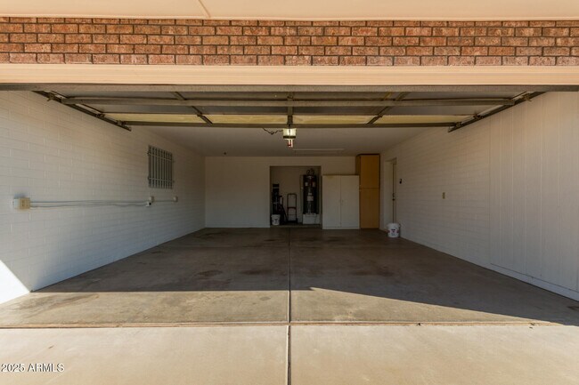 Building Photo - 8260 E Nopal Ave