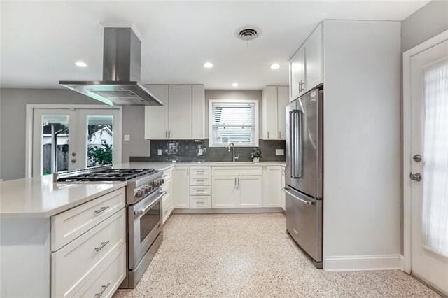 Building Photo - 561 E William David Pkwy