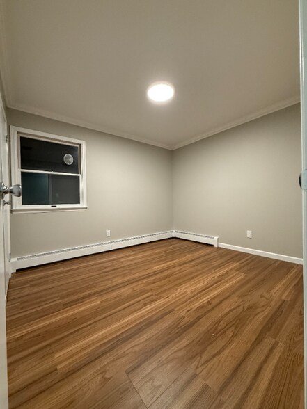 Building Photo - 3832 Hickory St