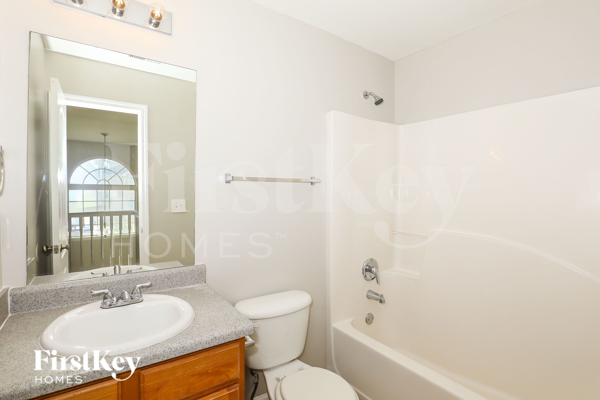 Building Photo - 1119 Oak Hollow Ct