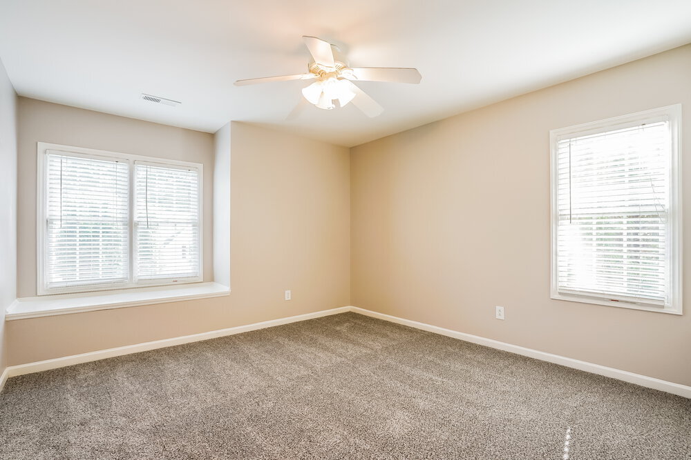 Building Photo - 2421 Barton Oaks Dr