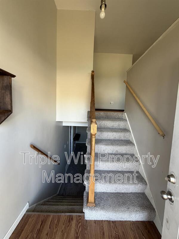 Building Photo - 5243 Ville Maria Ln