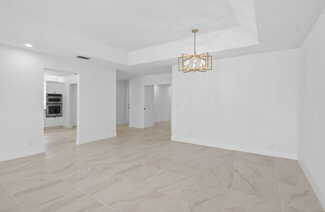 Building Photo - 9151 Pine Springs Dr