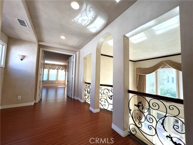Building Photo - 12 Water Lily Way