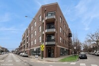 Building Photo - 3047 N Oakley Ave