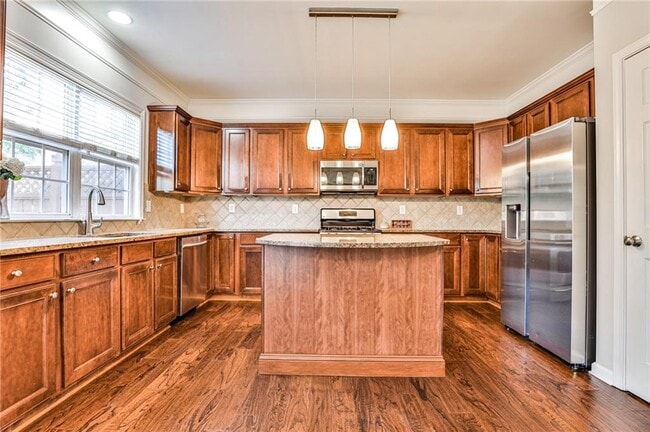 Building Photo - 1655 Wehunt Pl