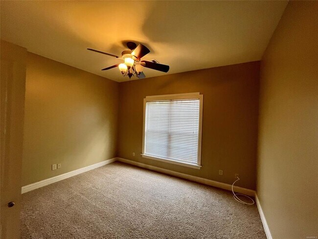 Building Photo - 8824 Alderwood Way