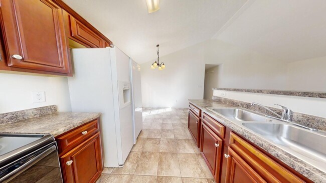 Building Photo - Super cute home in the Village at Midtown of Opelika