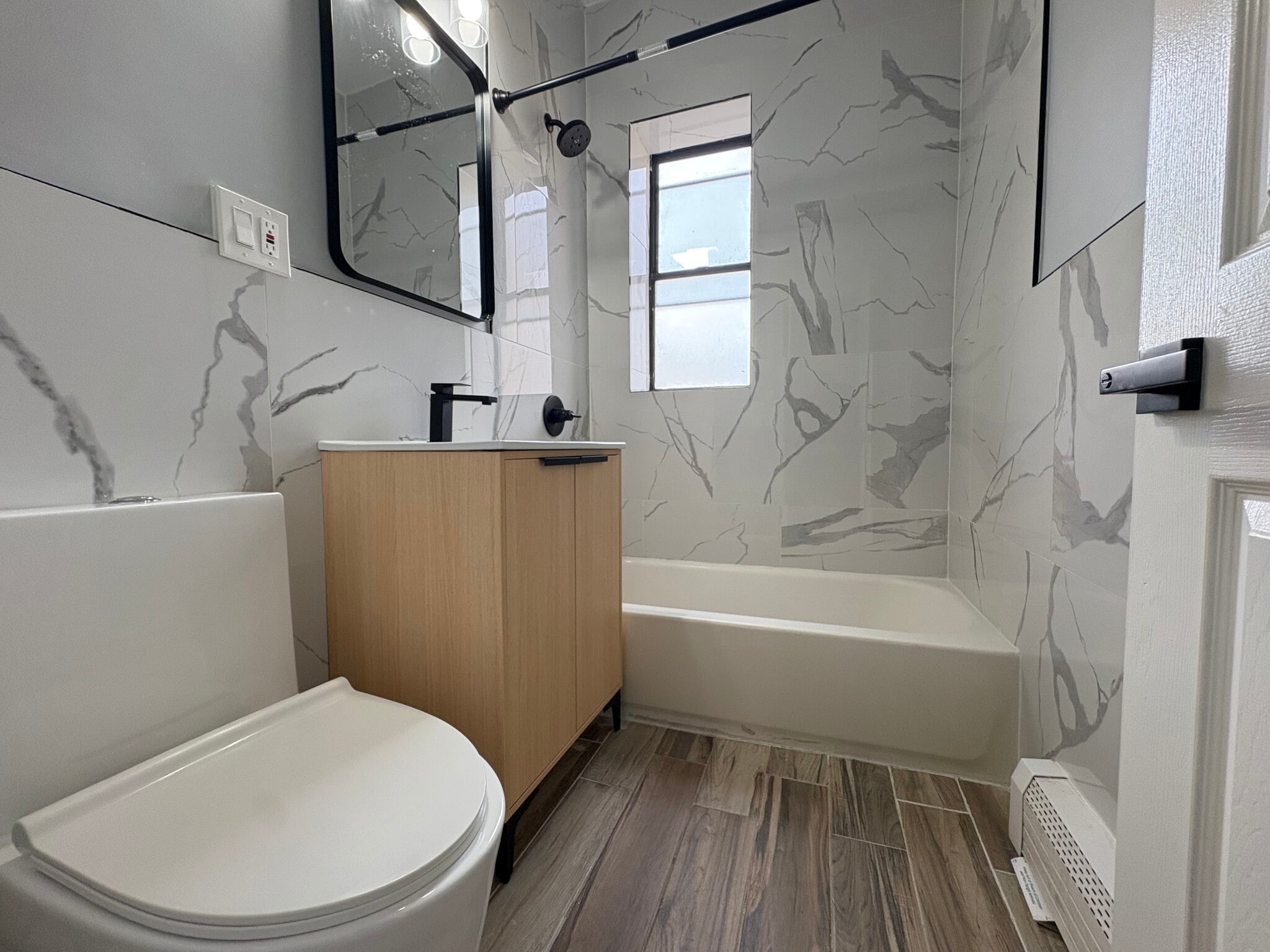 117 Wade St 4H - 124 Wade St