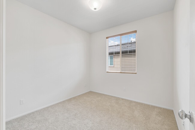 Building Photo - 7398 Solstice Pl