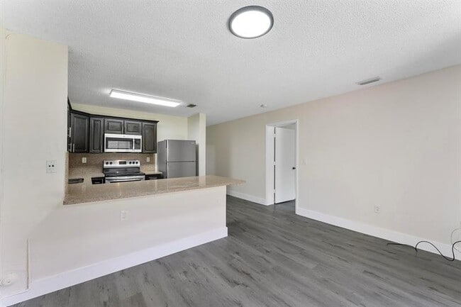 Building Photo - 8851 NW 119th St
