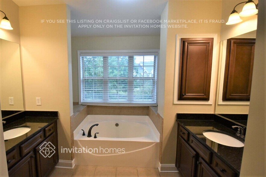 Building Photo - 1790 Beyers Landing Dr