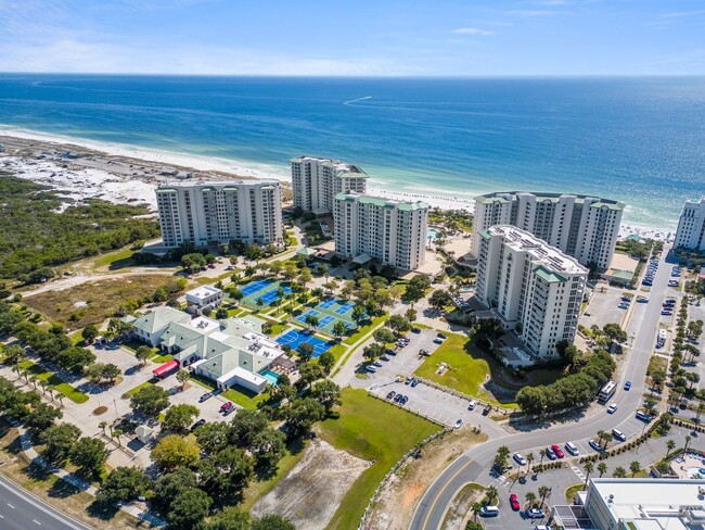 Building Photo - Gulf View Destin condo!!