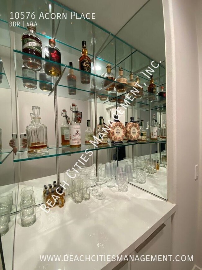 Building Photo - 10576 Acorn Pl