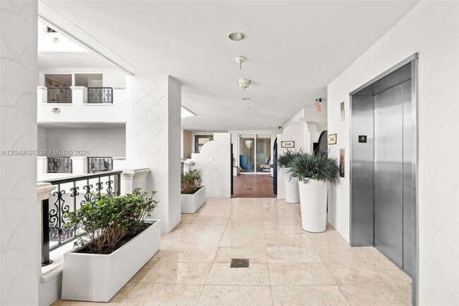 Building Photo - 5245 Fisher Island Dr