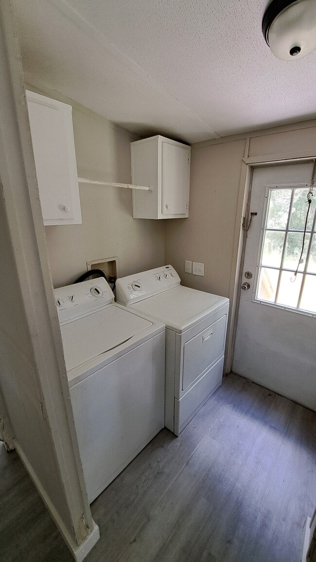 Building Photo - 113 Novits Nook Ct