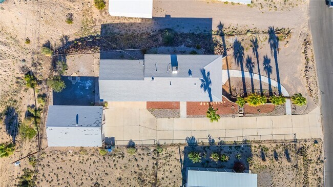 Building Photo - 1453 Luna Ln