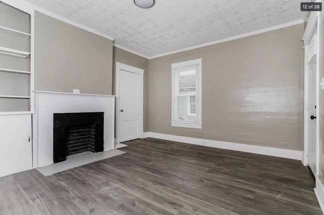 Building Photo - Cozy 2BR/1Ba house with garage