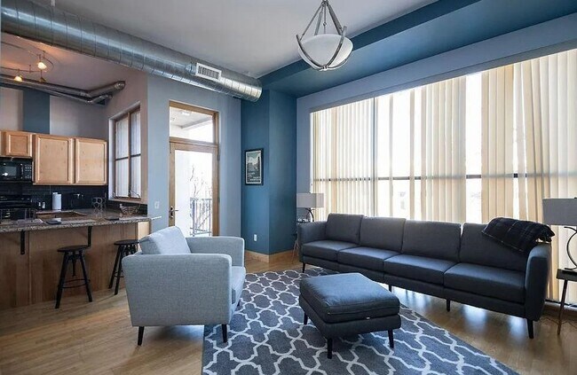 Building Photo - Studio Condo in Heart of Old Town Fort Collins!