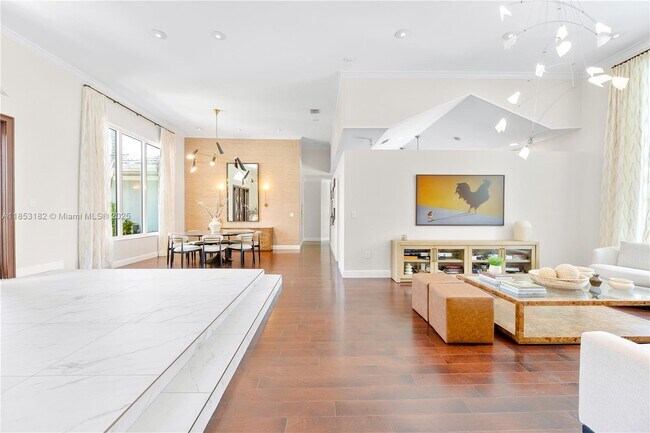 Building Photo - 16001 SW 77th Ct