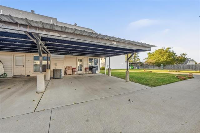 Building Photo - 5728 Giddyup Ln