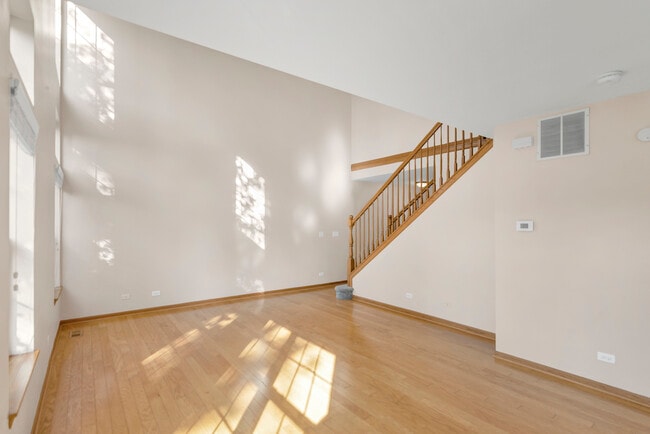 Building Photo - 10549 Wakefield Ln