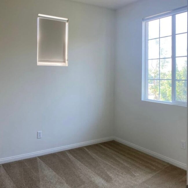 Building Photo - 8567 Cava Dr