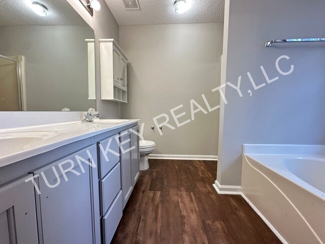 Building Photo - Townhome for rent in Alabaster