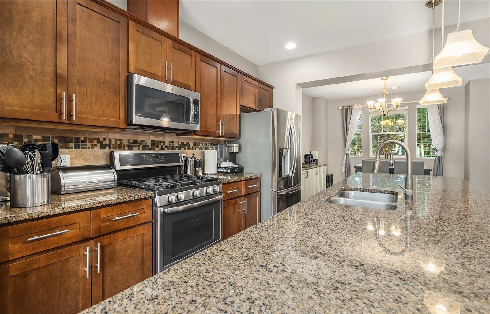 Building Photo - 1903 112th Pl SE