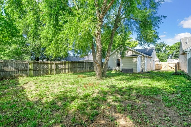Building Photo - 529 Southwind Dr